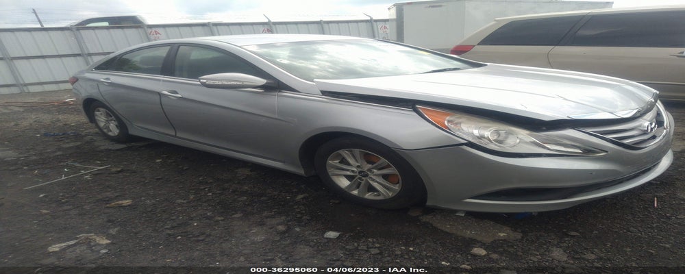 5NPEB4AC4EH917484 2014 HYUNDAI SONATA photo no. 3