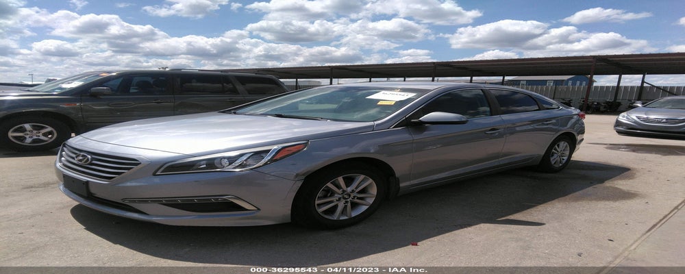 5NPE24AF9FH168323 2015 HYUNDAI SONATA photo no. 2