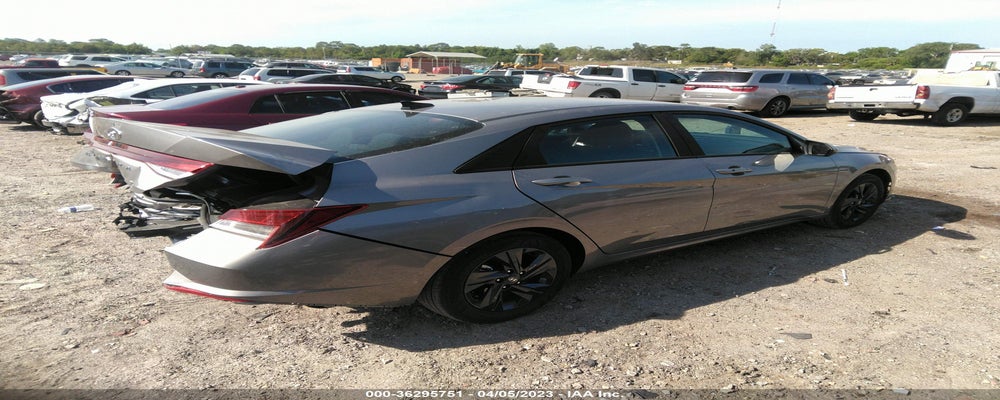 KMHLM4AG6PU478037 2023 HYUNDAI ELANTRA photo no. 4