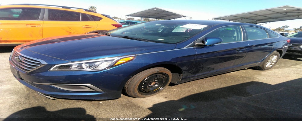5NPE24AF7GH364245 2016 HYUNDAI SONATA photo no. 2
