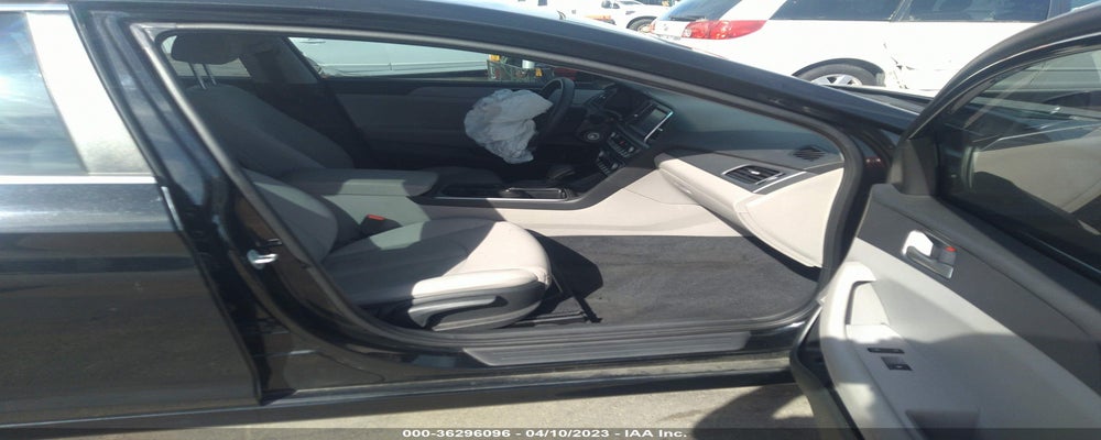 5NPE24AF8JH694709 2018 HYUNDAI SONATA photo no. 5
