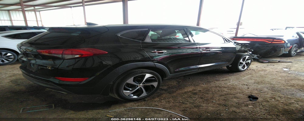 KM8J33A2XGU201352 2016 HYUNDAI TUCSON photo no. 4