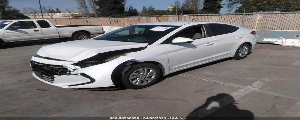 5NPD74LF4HH113968 2017 HYUNDAI ELANTRA photo no. 2