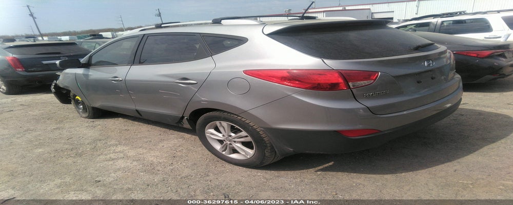 KM8JU3AC8DU616106 2013 HYUNDAI TUCSON photo no. 3