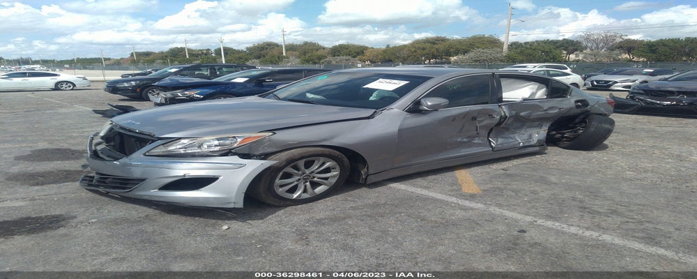 KMHGC4DD4DU229270 2013 HYUNDAI GENESIS photo no. 2