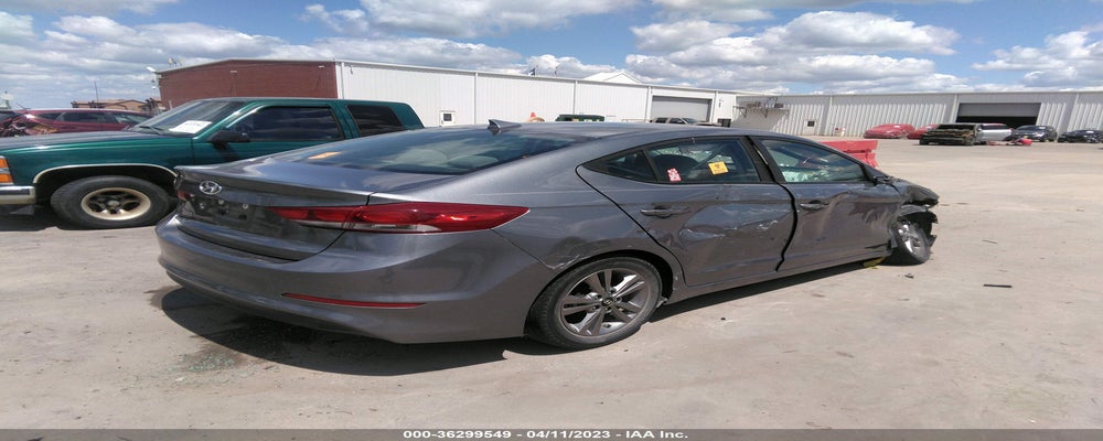 KMHD84LF6HU196799 2017 HYUNDAI ELANTRA photo no. 4