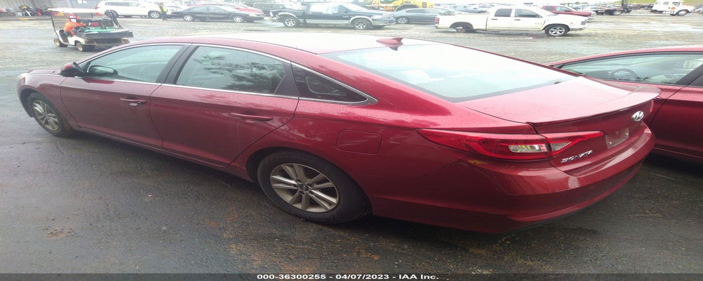 5NPE24AF0FH146047 2015 HYUNDAI SONATA photo no. 3