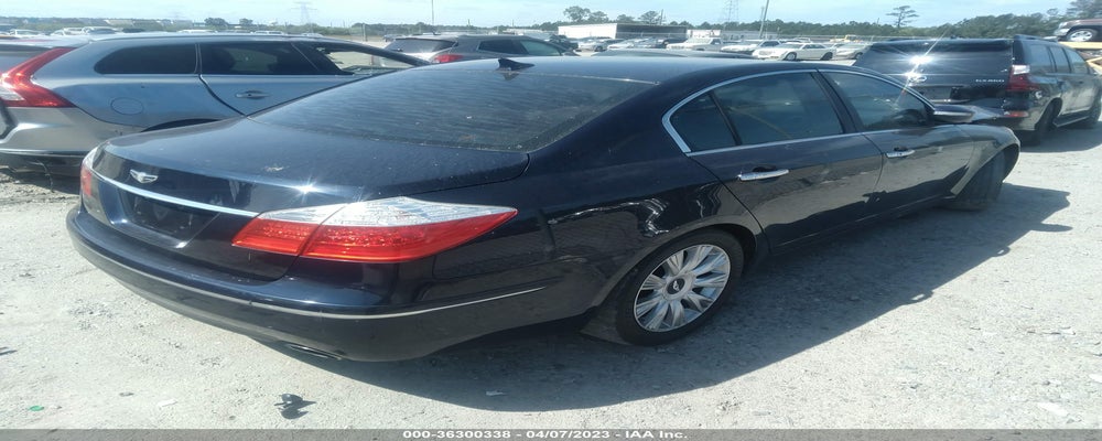 KMHGC4DE3BU138836 2011 HYUNDAI GENESIS photo no. 4