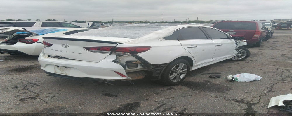 5NPE34AF6JH628401 2018 HYUNDAI SONATA photo no. 4