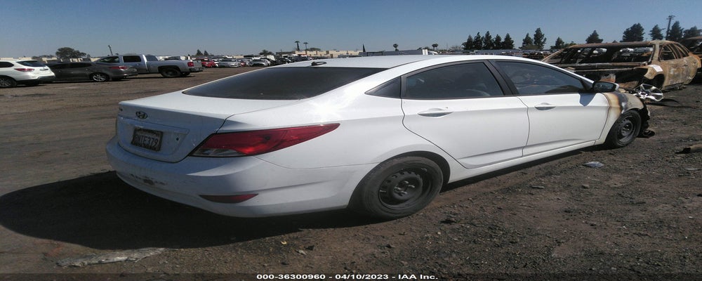 KMHCT4AE0FU818041 2015 HYUNDAI ACCENT photo no. 4
