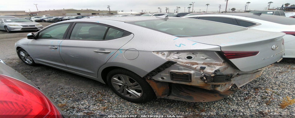 KMHD84LF4KU738022 2019 HYUNDAI ELANTRA photo no. 3
