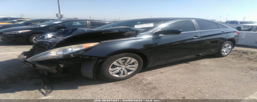 5NPEB4AC5CH327825 2012 HYUNDAI SONATA photo no. 2