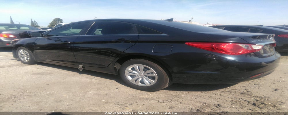 5NPEB4AC5CH327825 2012 HYUNDAI SONATA photo no. 3
