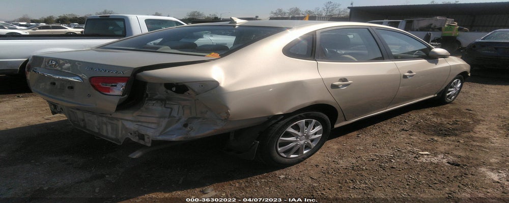 KMHDU4AD1AU884115 2010 HYUNDAI ELANTRA photo no. 4