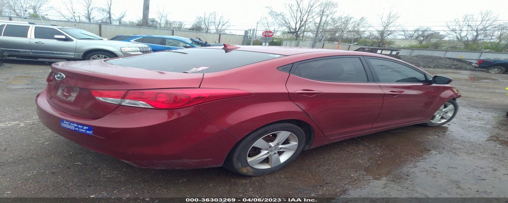 5NPDH4AE2DH313815 2013 HYUNDAI ELANTRA photo no. 4