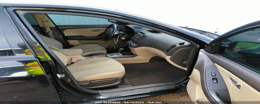 KMHDU4AD9AU182706 2010 HYUNDAI ELANTRA photo no. 5