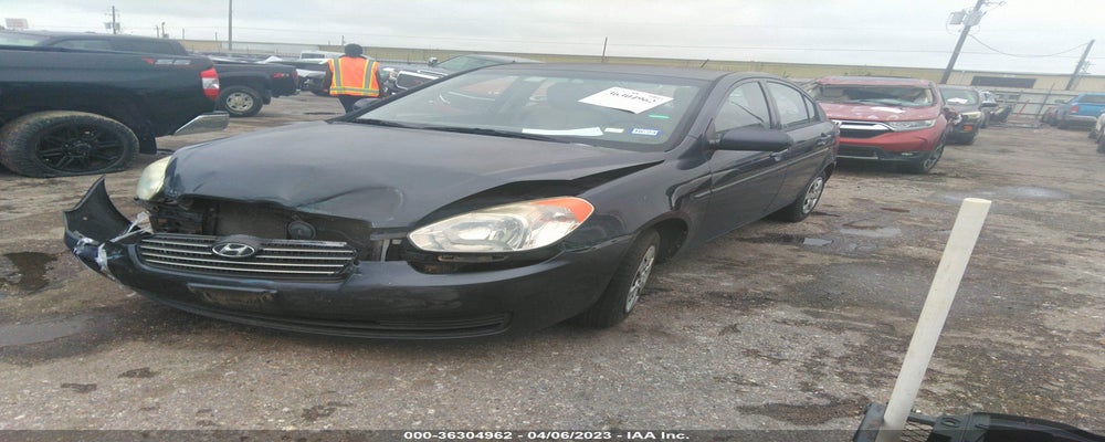 KMHCN4AC0AU477693 2010 HYUNDAI ACCENT photo no. 2