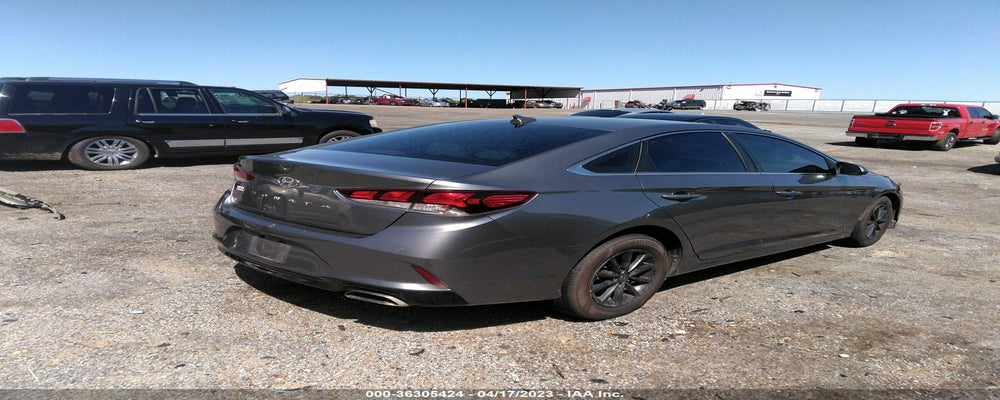 5NPE24AF4JH707598 2018 HYUNDAI SONATA photo no. 4