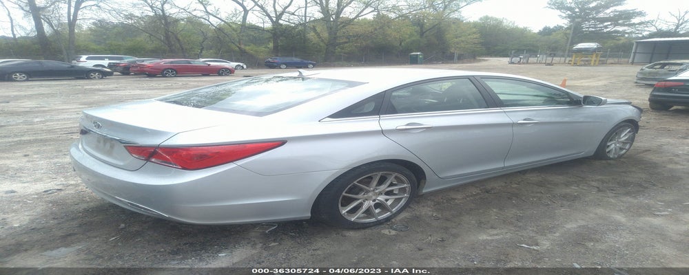 5NPEB4AC1BH232421 2011 HYUNDAI SONATA photo no. 4