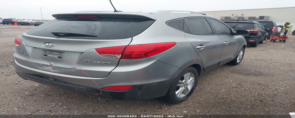 KM8JU3AC7AU037152 2010 HYUNDAI TUCSON photo no. 4