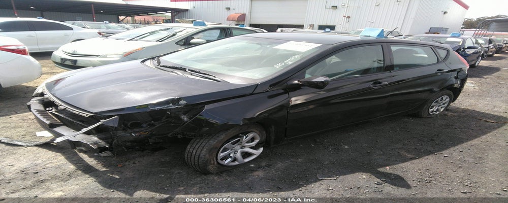 KMHCT5AEXHU300821 2017 HYUNDAI ACCENT photo no. 2