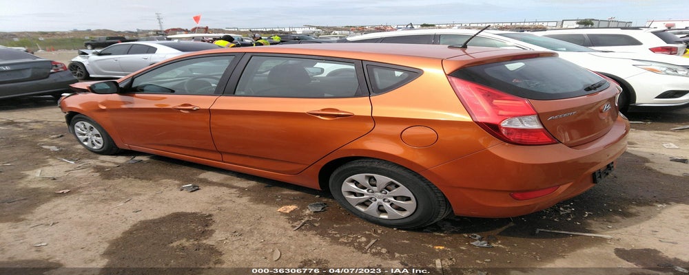 KMHCT5AE2HU325616 2017 HYUNDAI ACCENT photo no. 3