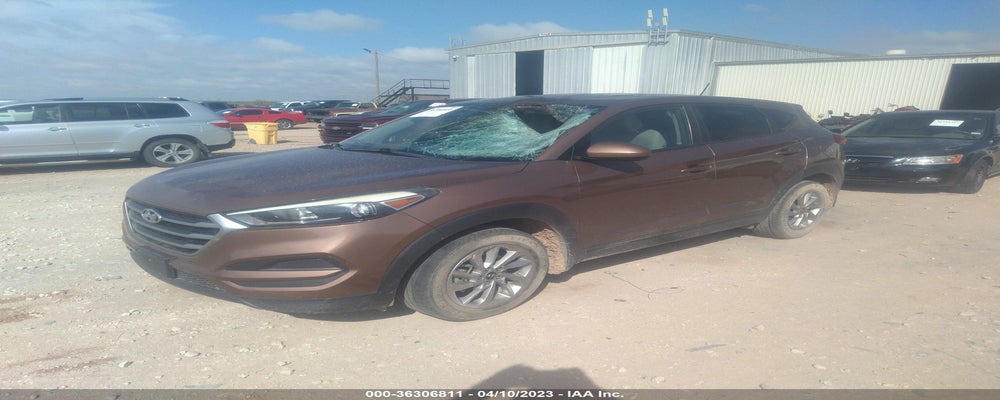 KM8J23A4XHU595845 2017 HYUNDAI TUCSON photo no. 2