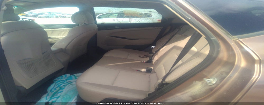 KM8J23A4XHU595845 2017 HYUNDAI TUCSON photo no. 8