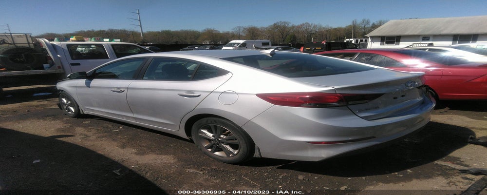 5NPD84LF5JH227013 2018 HYUNDAI ELANTRA photo no. 3