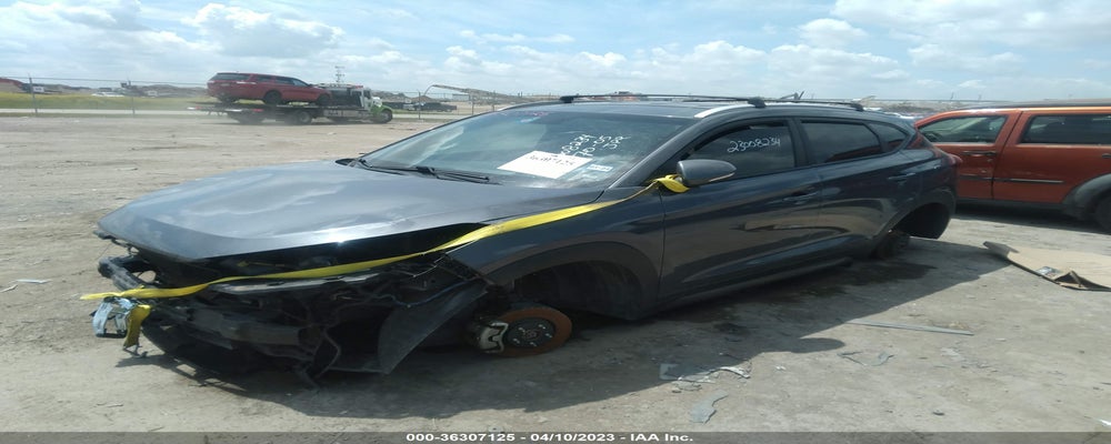 KM8J33A2XGU200525 2016 HYUNDAI TUCSON photo no. 2