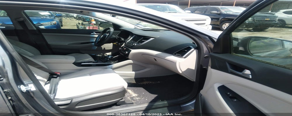 KM8J33A2XGU200525 2016 HYUNDAI TUCSON photo no. 5