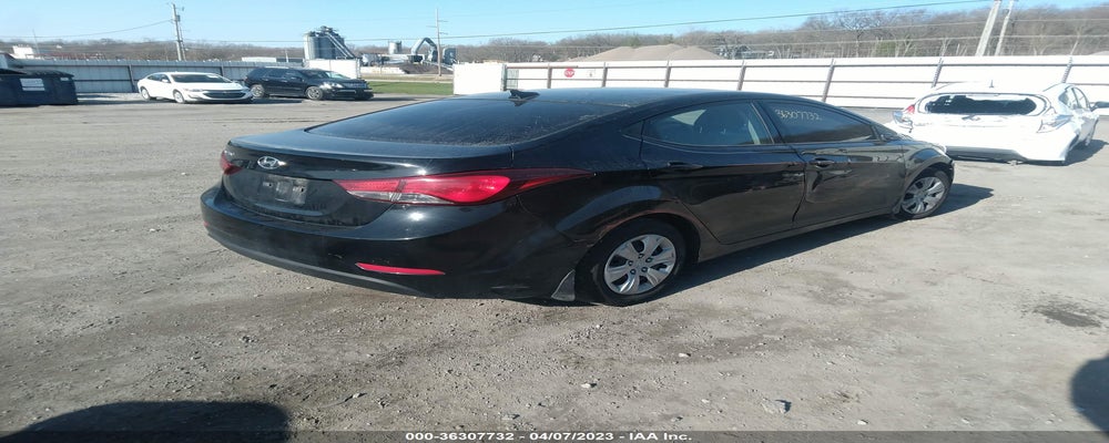 5NPDH4AEXGH774670 2016 HYUNDAI ELANTRA photo no. 4