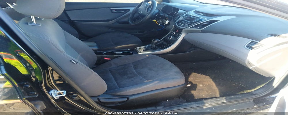 5NPDH4AEXGH774670 2016 HYUNDAI ELANTRA photo no. 5