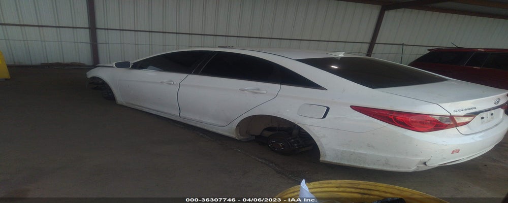 5NPEB4AC2DH529586 2013 HYUNDAI SONATA photo no. 3