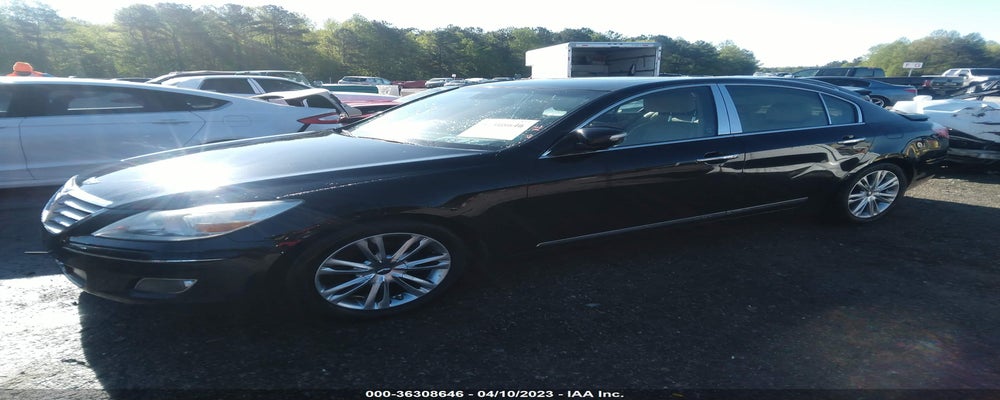 KMHGC4DF3BU129336 2011 HYUNDAI GENESIS photo no. 2