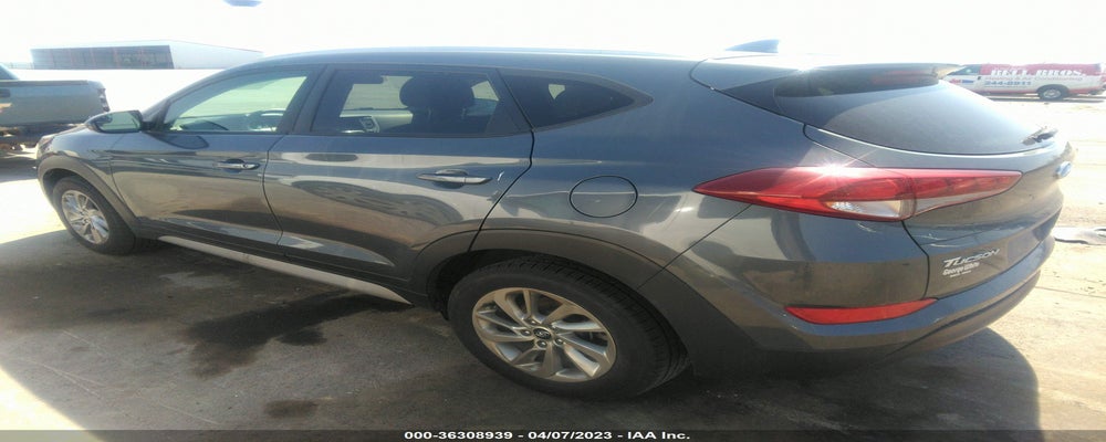 KM8J3CA44JU677654 2018 HYUNDAI TUCSON photo no. 3