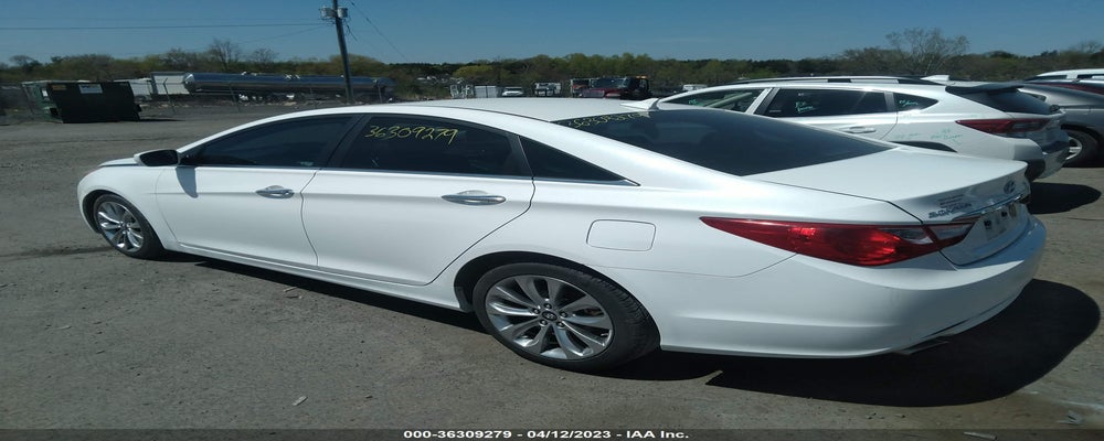 5NPEC4AC7BH102950 2011 HYUNDAI SONATA photo no. 3