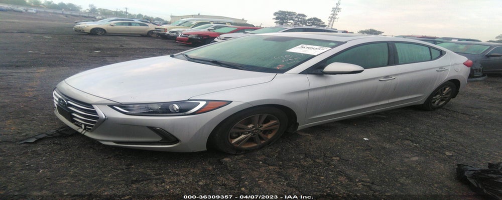 5NPD84LF0JH241854 2018 HYUNDAI ELANTRA photo no. 2