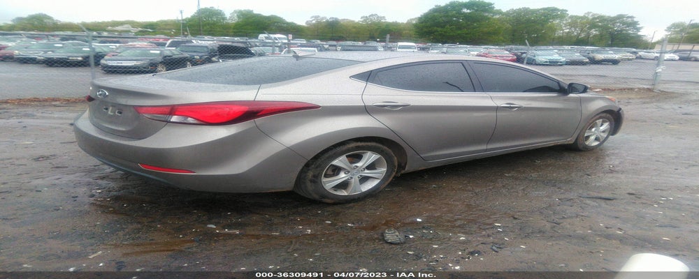 5NPDH4AE9GH723211 2016 HYUNDAI ELANTRA photo no. 4