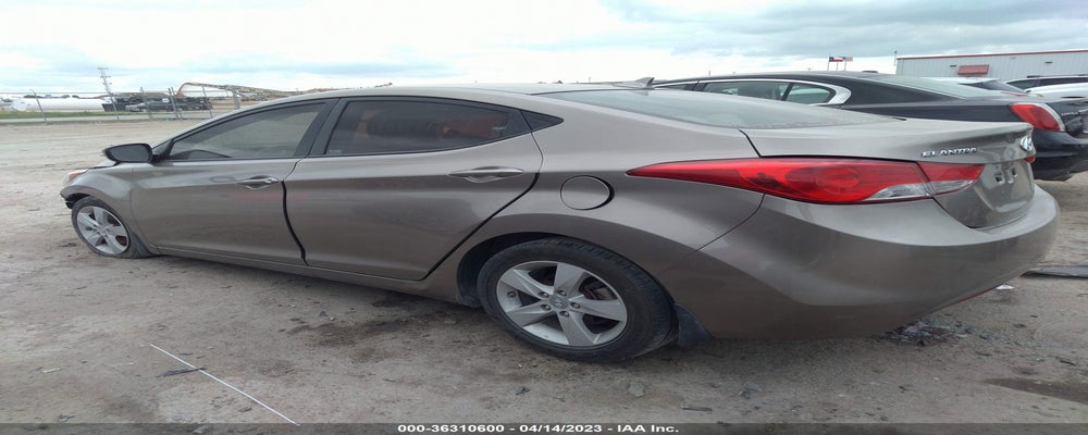 5NPDH4AE2DH391446 2013 HYUNDAI ELANTRA photo no. 3