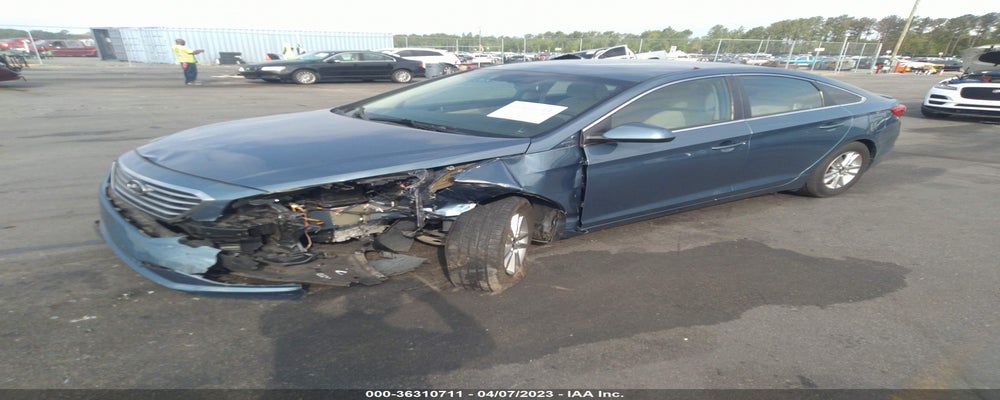 5NPE24AF4HH508898 2017 HYUNDAI SONATA photo no. 2
