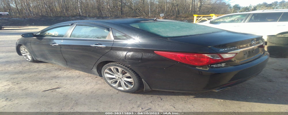 5NPEC4AC3DH796670 2013 HYUNDAI SONATA photo no. 3