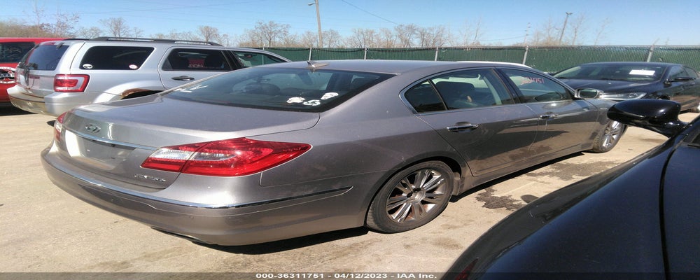 KMHGC4DD0CU183743 2012 HYUNDAI GENESIS photo no. 4