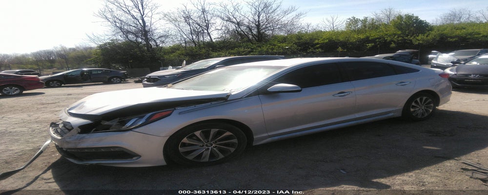 5NPE34AFXGH328997 2016 HYUNDAI SONATA photo no. 2