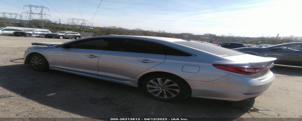 5NPE34AFXGH328997 2016 HYUNDAI SONATA photo no. 3