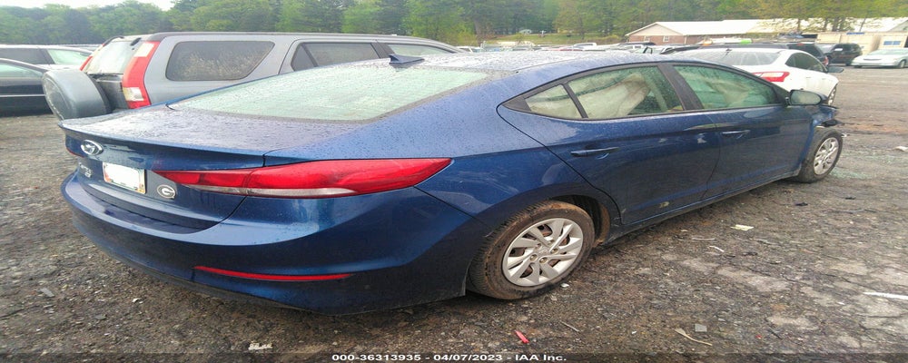 5NPD74LFXHH050648 2017 HYUNDAI ELANTRA photo no. 4