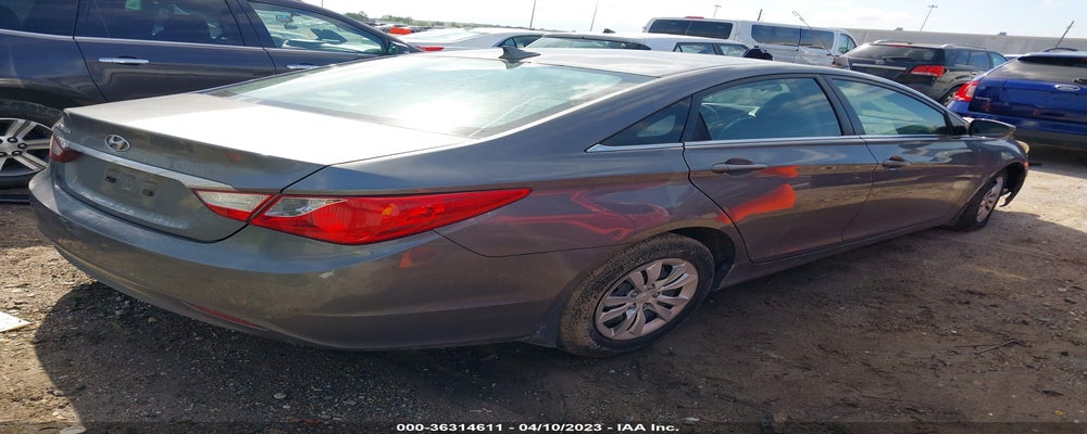 5NPEB4ACXBH147836 2011 HYUNDAI SONATA photo no. 4