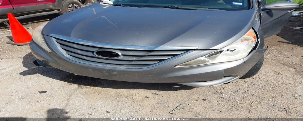 5NPEB4ACXBH147836 2011 HYUNDAI SONATA photo no. 6