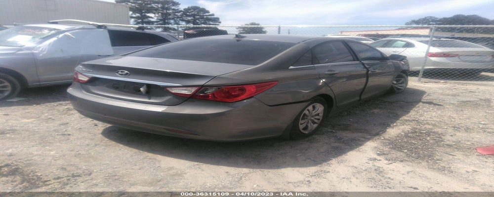 5NPEB4AC1CH487555 2012 HYUNDAI SONATA photo no. 4