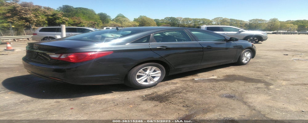 5NPEB4AC3BH152229 2011 HYUNDAI SONATA photo no. 4